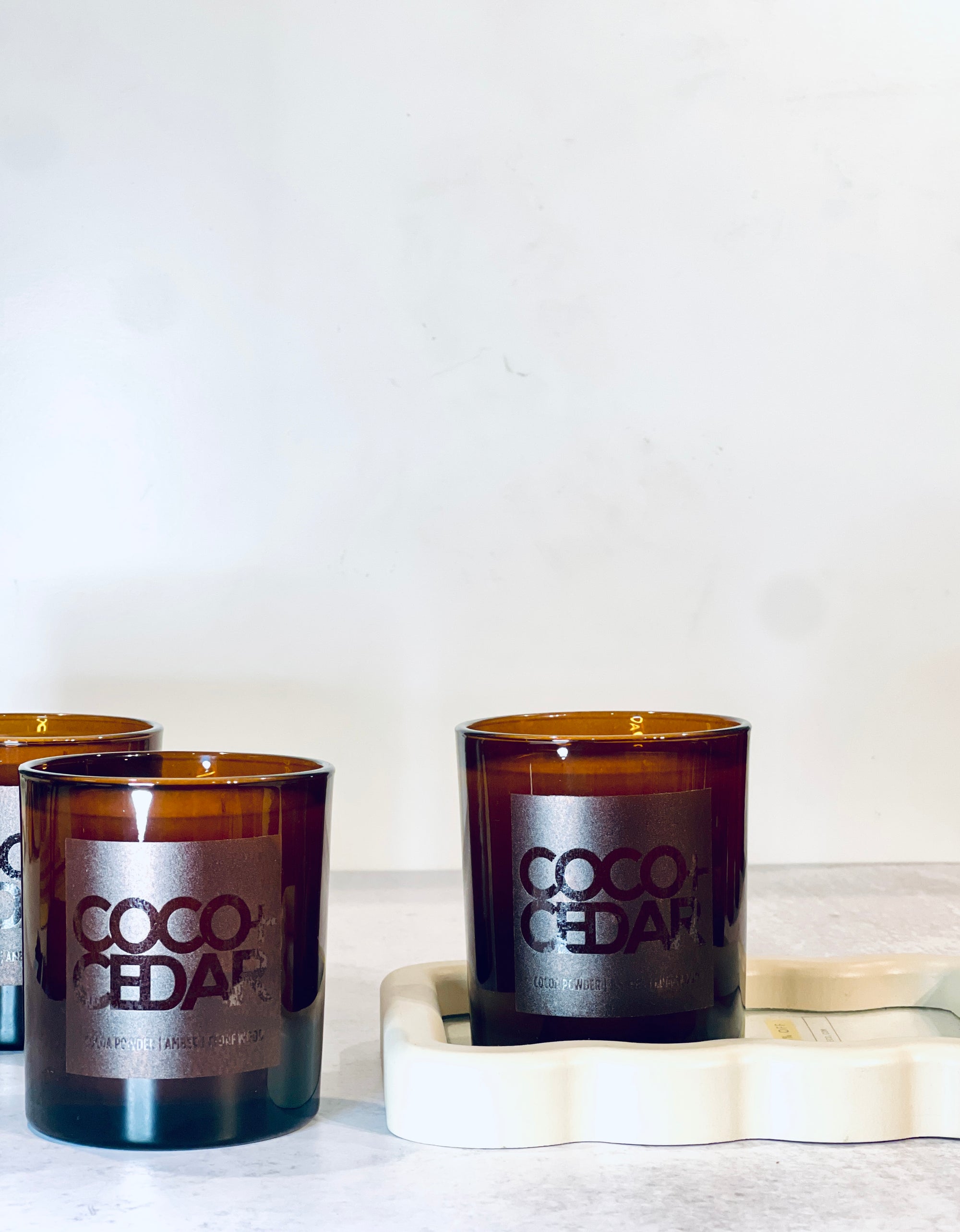 (312 G) Coco + Cedar